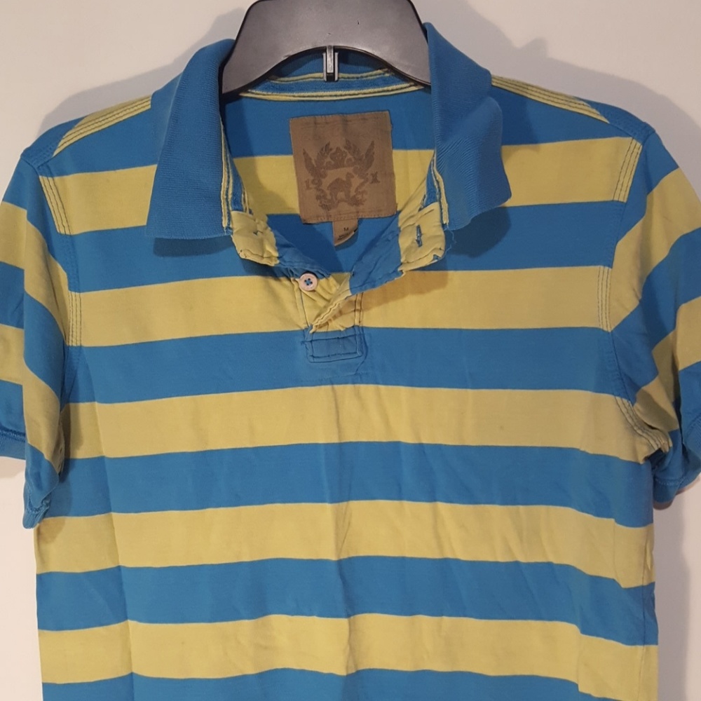 Men's size medium red camel polo style shirt